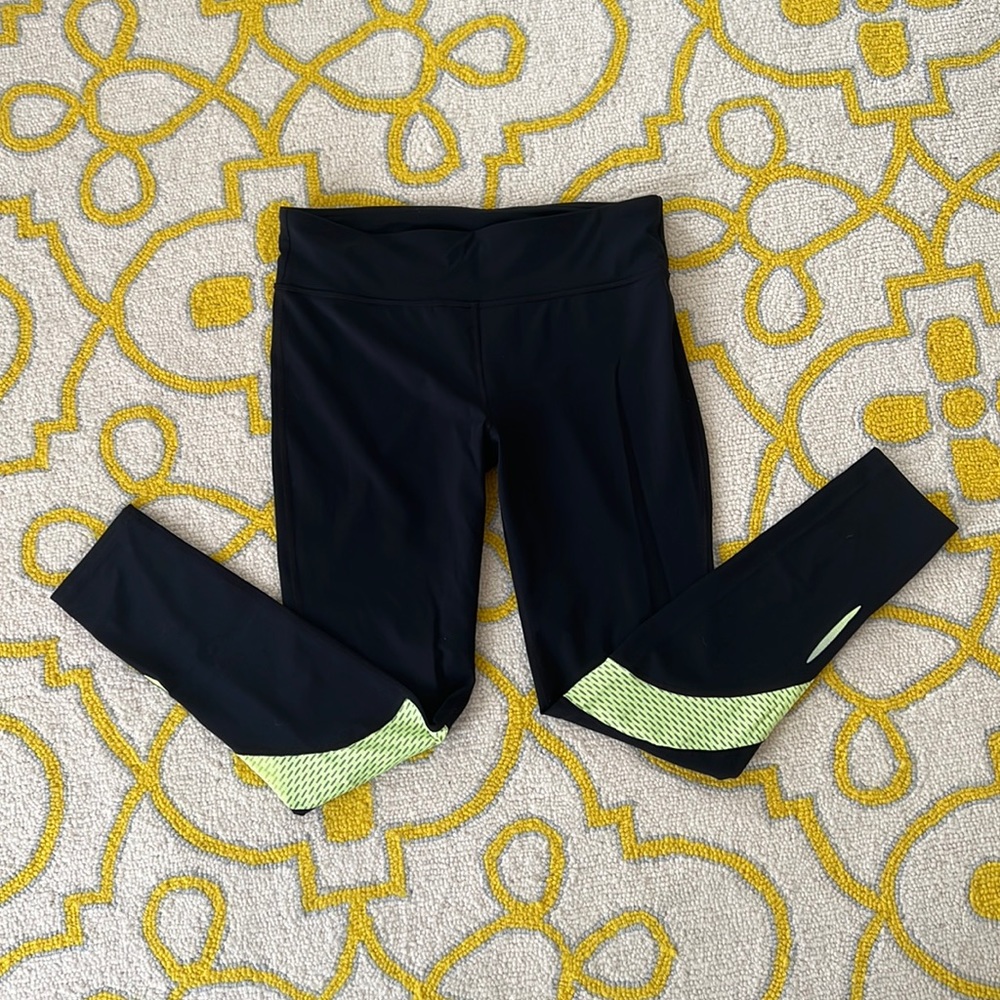 FILA Workout Leggings. Sz L